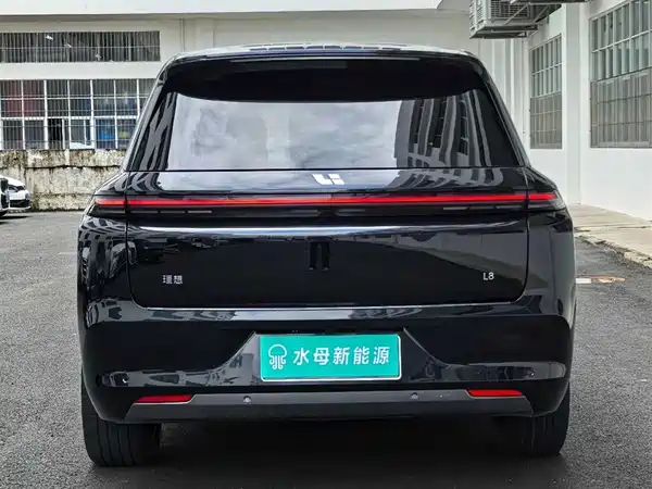 Li Auto L8 2024