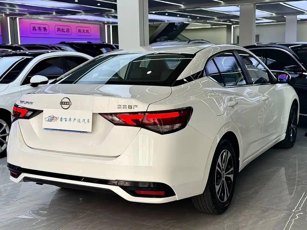 Nissan Sylphy 2023 — фото 10