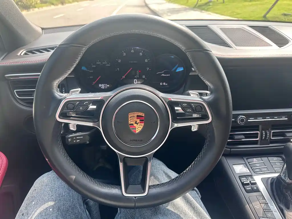 Porsche Macan 2019 — фото 7