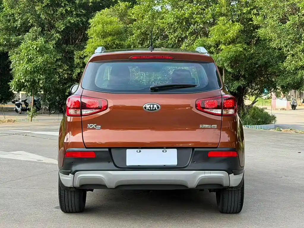 Kia KX3 2016 — фото 7