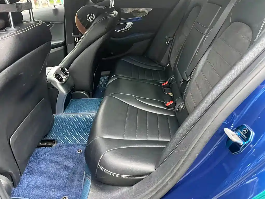 Mercedes-Benz C-Class 2018 — фото 13