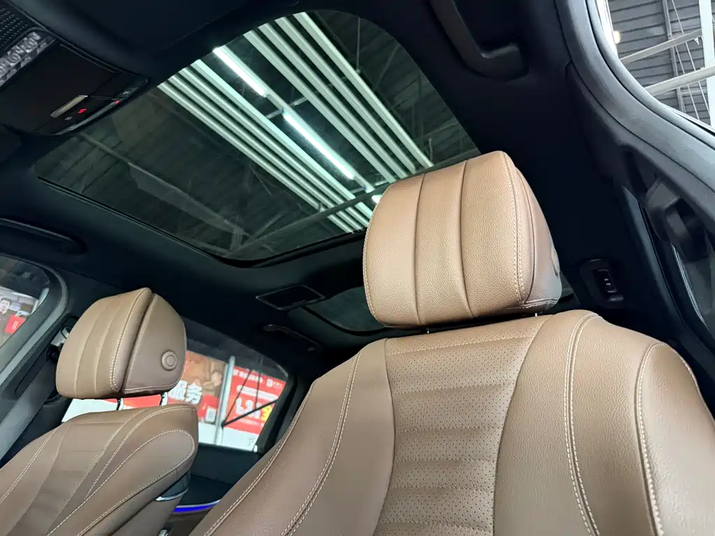Mercedes-Benz E-Class 2023 — фото 14