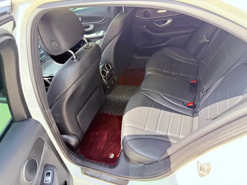 Mercedes-Benz C-Class 2020 — фото 12
