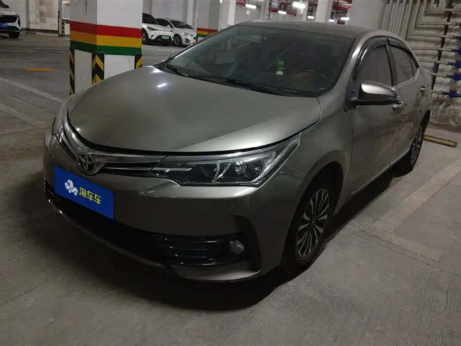 Toyota Corolla 2019 — фото 1