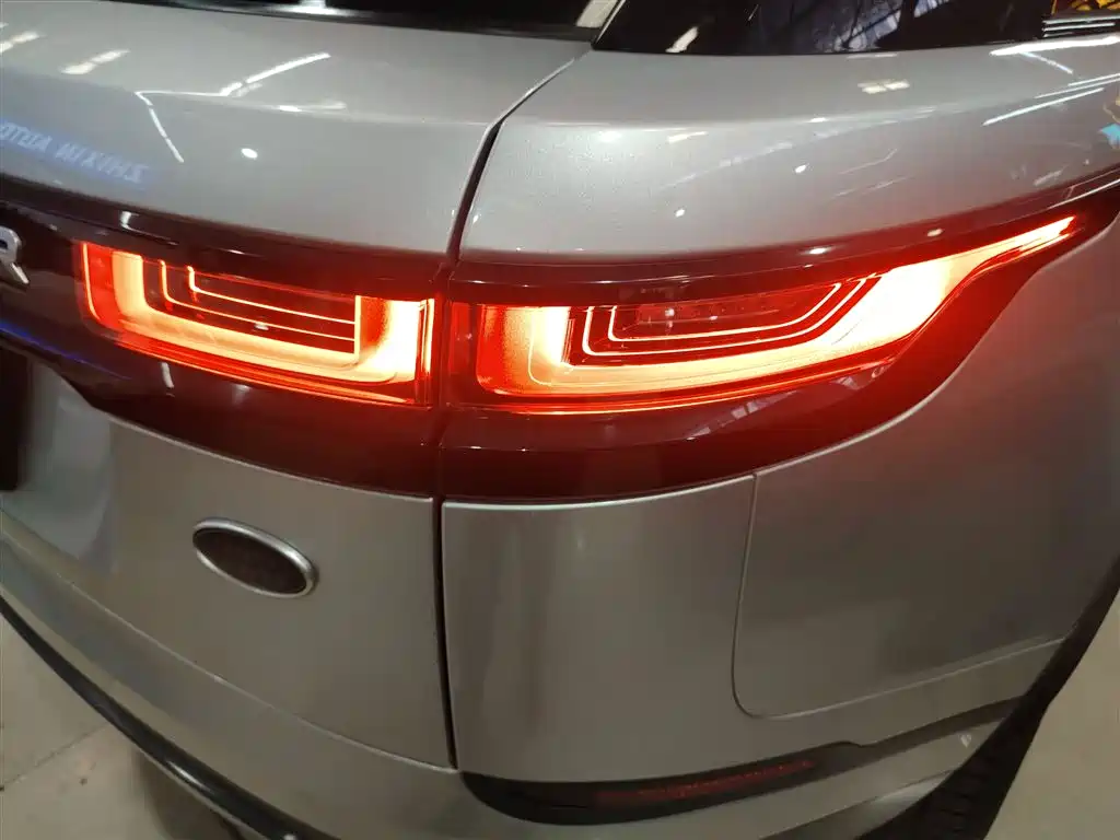 Land Rover Velar 2018 — фото 8