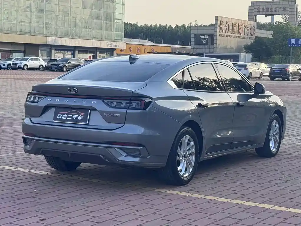 Ford Mondeo 2023 — фото 7