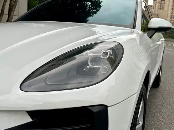 Porsche Macan 2020