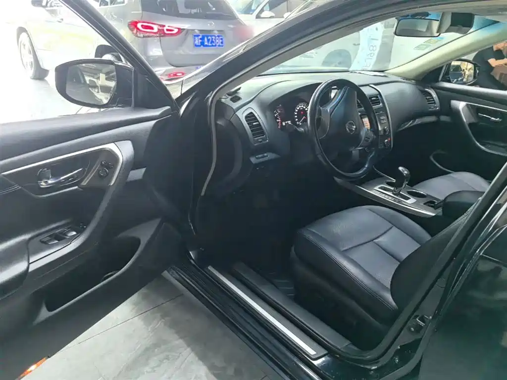 Nissan Teana 2015 — фото 16