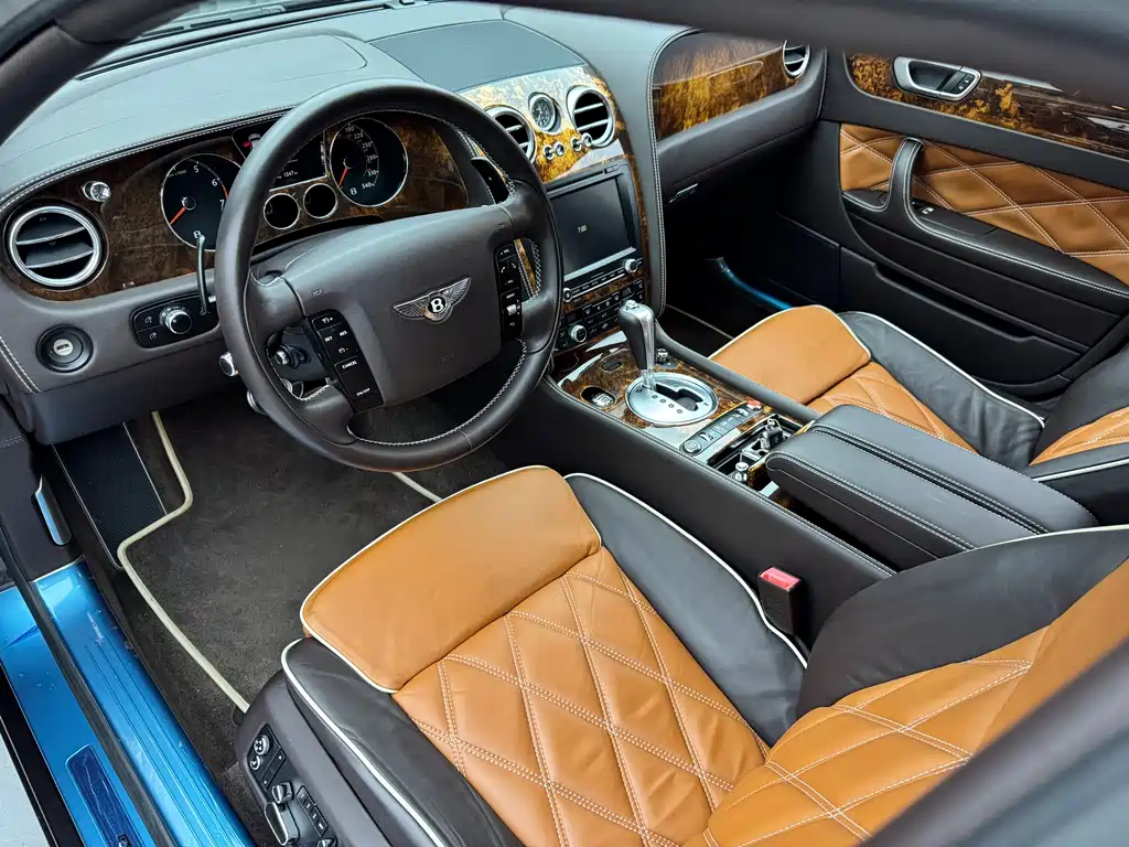 Bentley Flying Spur 2012 — фото 2