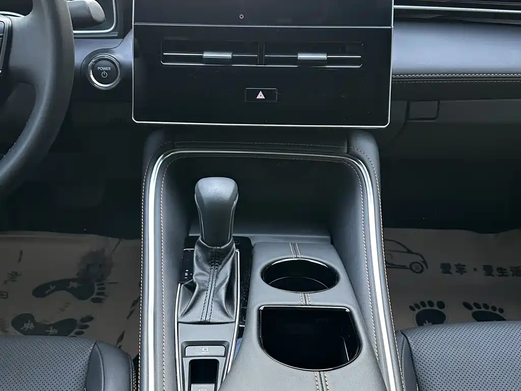 Toyota Avalon 2025 — фото 12