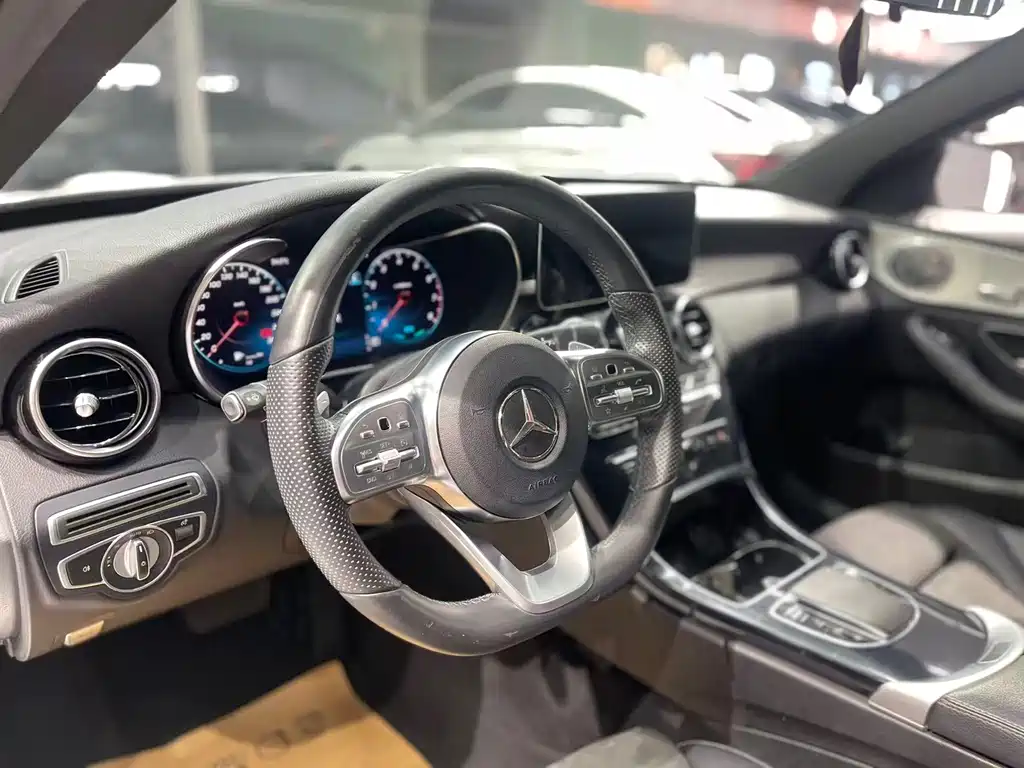 Mercedes-Benz C-Class 2020 — фото 13