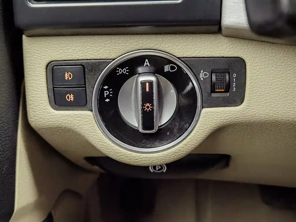 Mercedes-Benz GLK-Class 2011 — фото 21