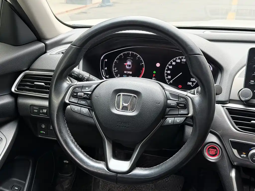 Honda Accord 2019 — фото 6