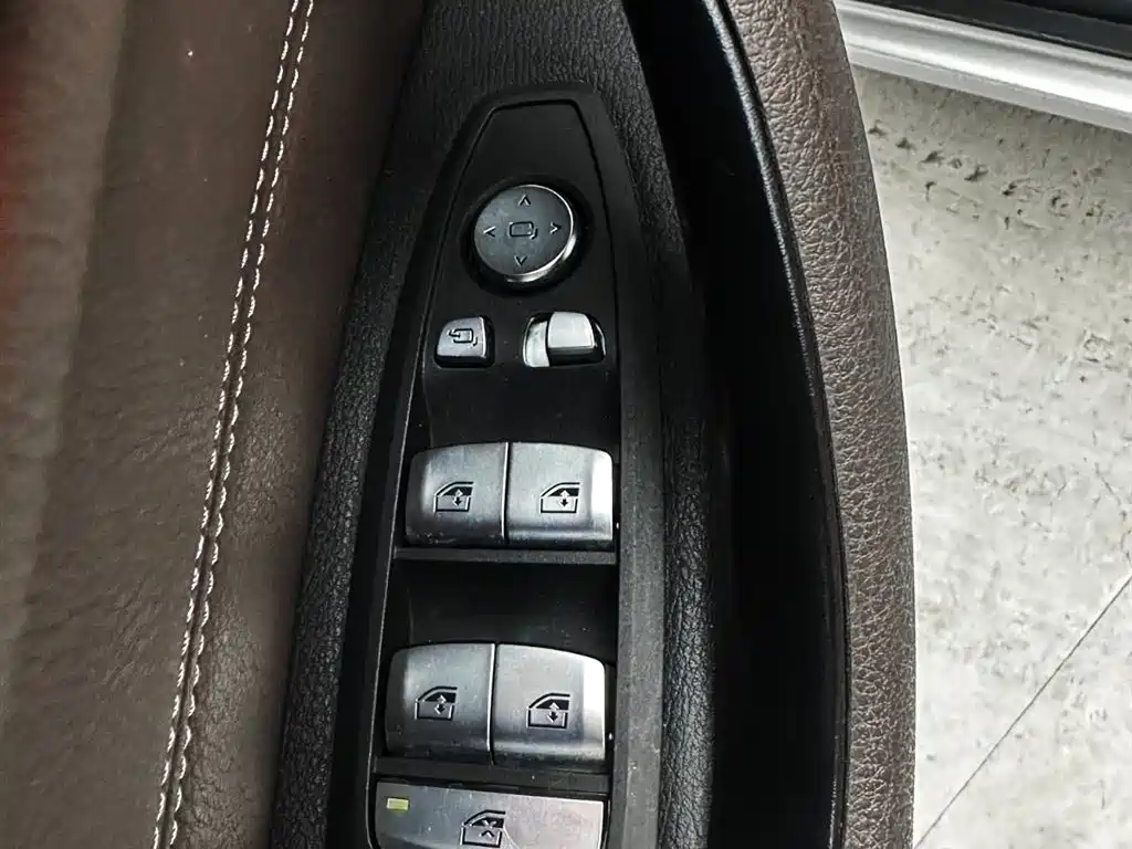 BMW X1 2021 — фото 12