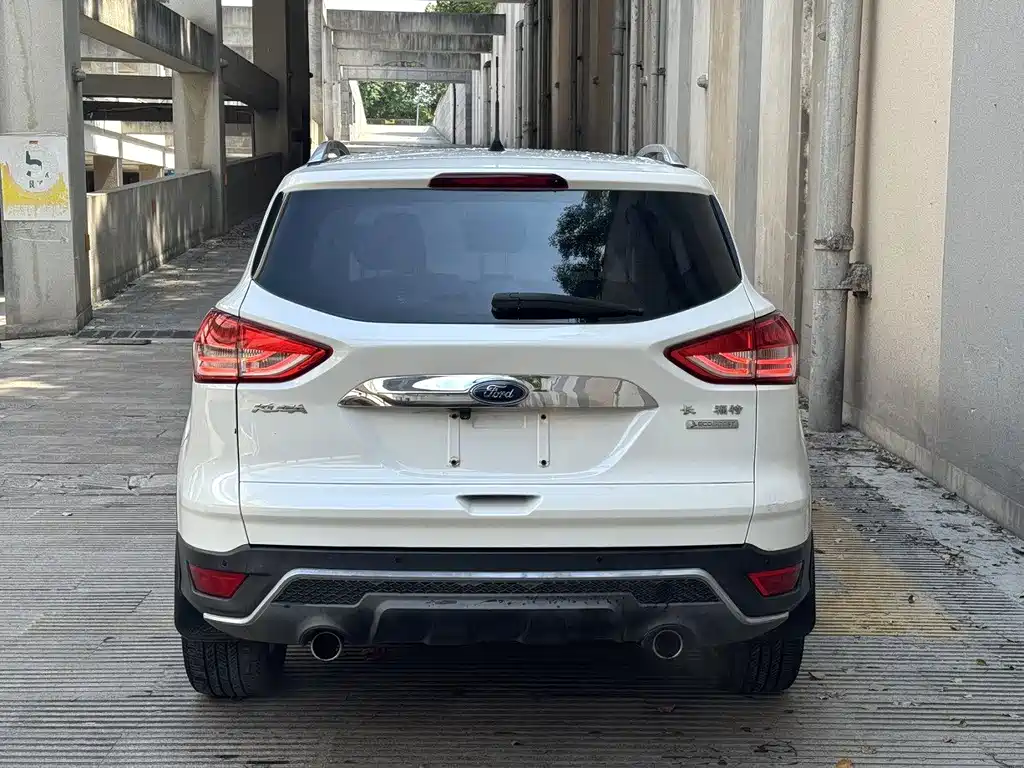 Ford Kuga 2016 — фото 3