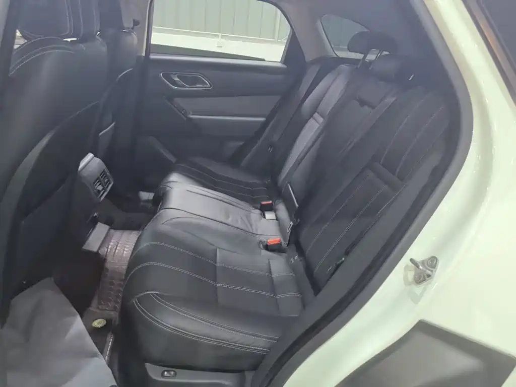 Land Rover Range Rover Velar 2018 — фото 17