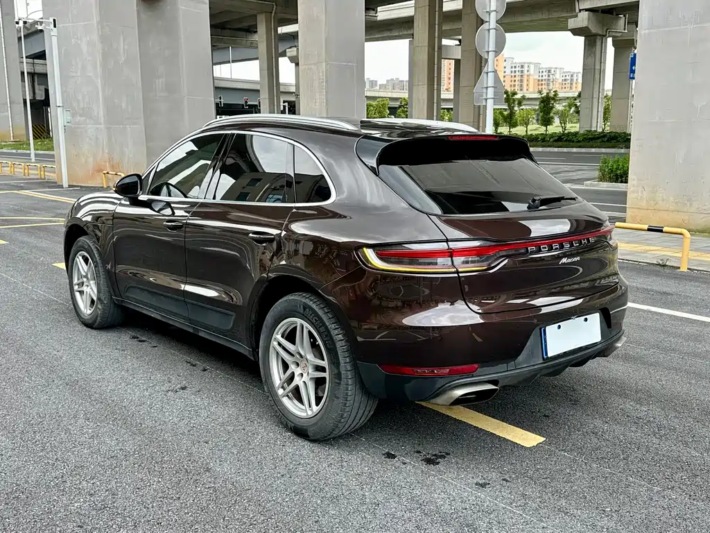Porsche Macan 2020 — фото 12