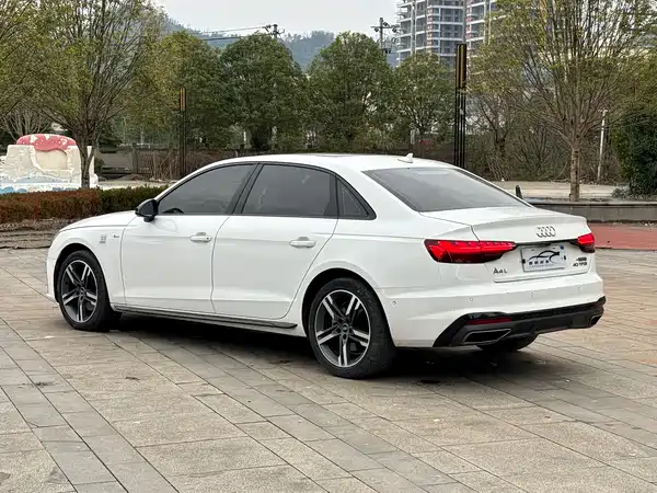 Audi A4L 2022