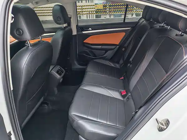 Volkswagen Bora 2023