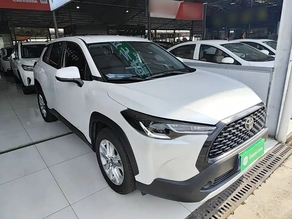 Toyota Corolla Cross 2022 — фото 4