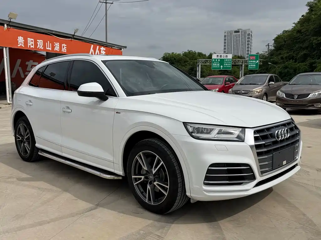 Audi Q5L 2019 — фото 3