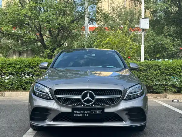 Mercedes-Benz C-Class 2019