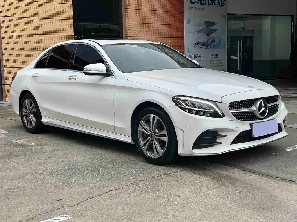 Mercedes-Benz C-Class 2020 — фото 3