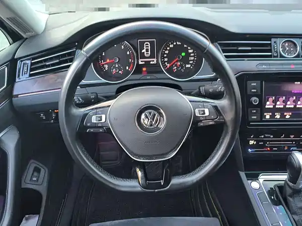 Volkswagen Magotan 2018