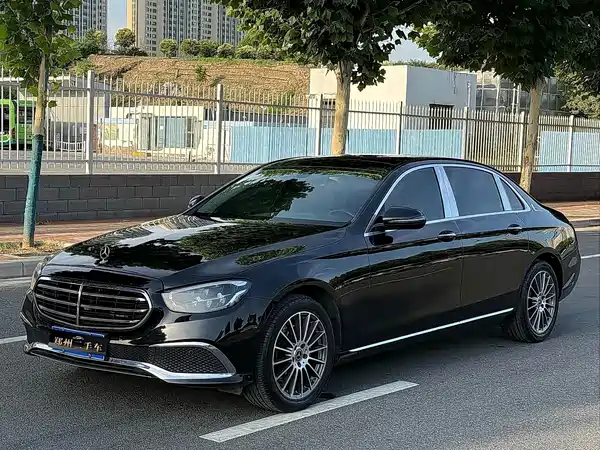 Mercedes-Benz E-Class 2021