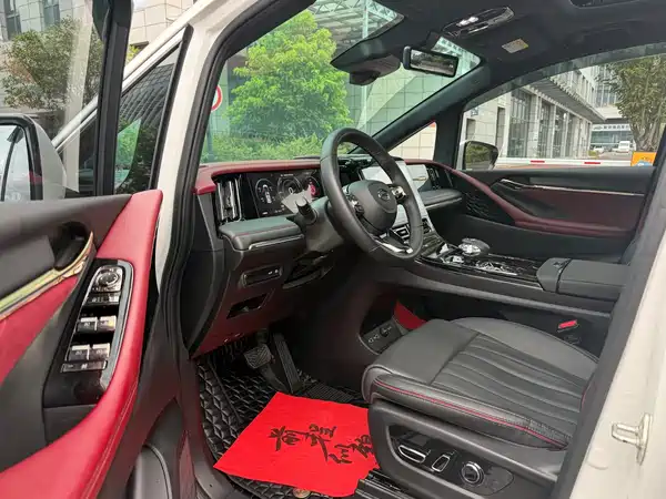 GAC Trumpchi M8 2023