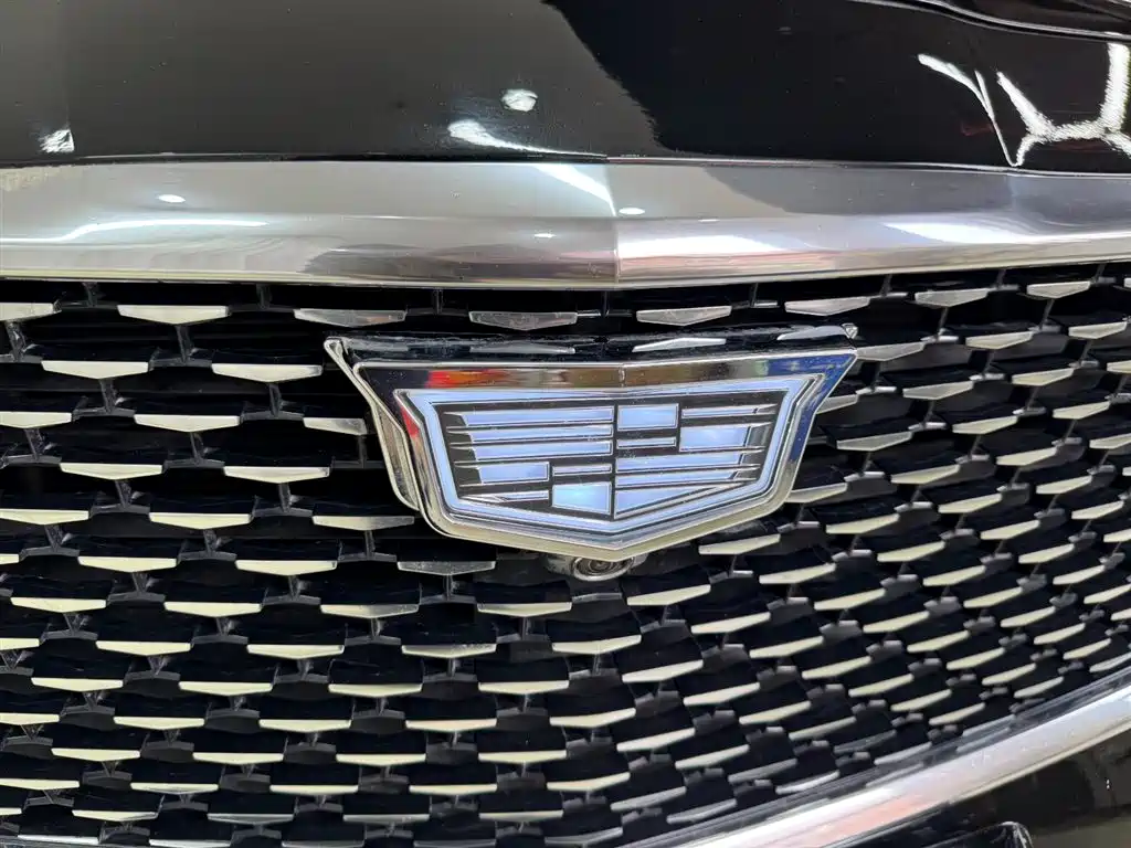 Cadillac CT6 2021 — фото 23