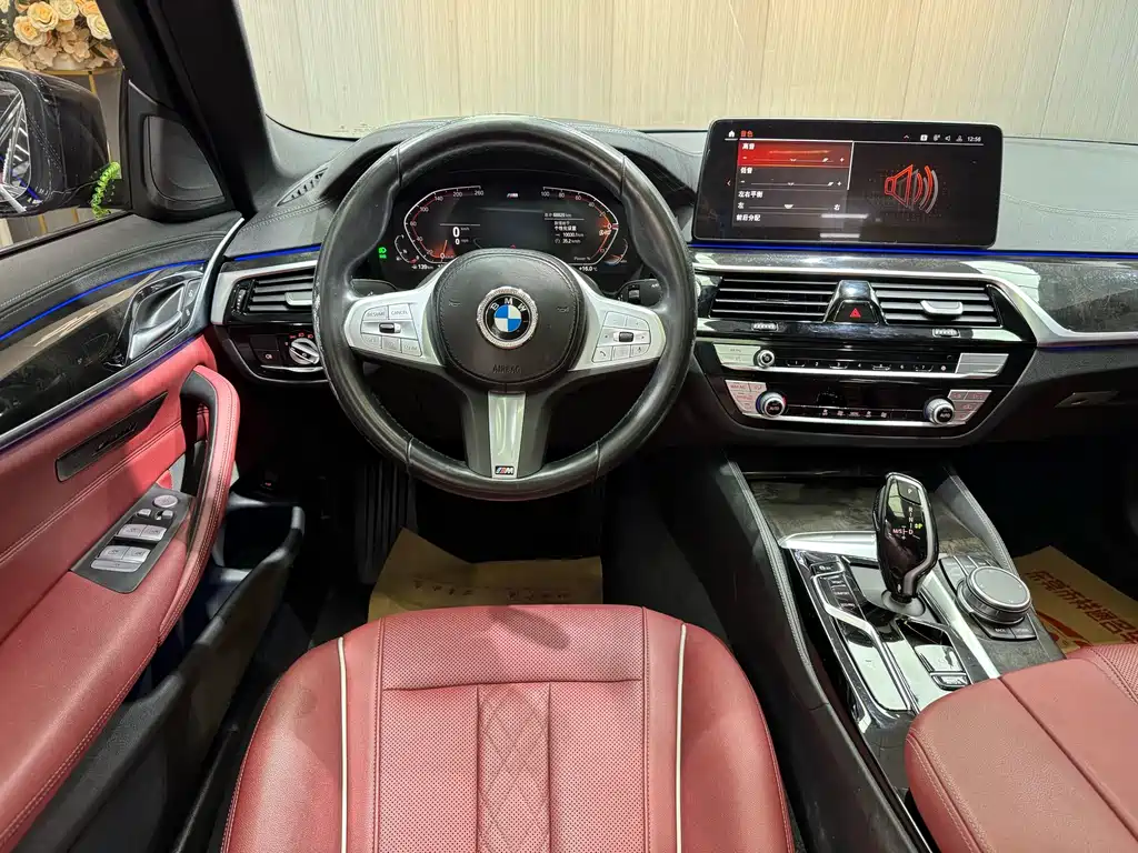 BMW 5 Series 2023 — фото 19