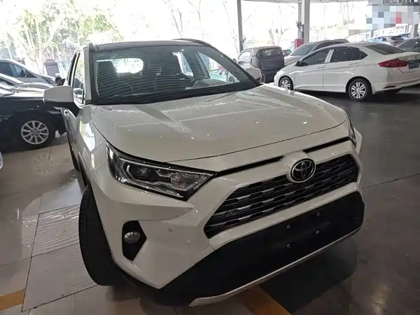 Toyota RAV4 2021