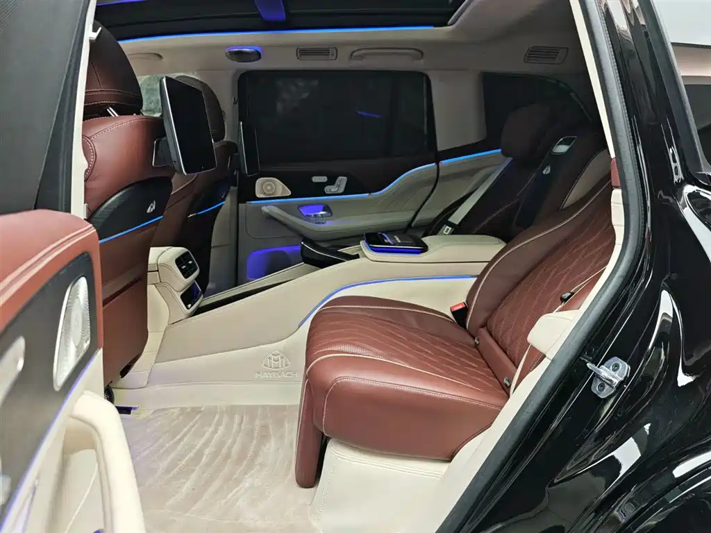 Mercedes-Benz GLS 2025 — фото 9