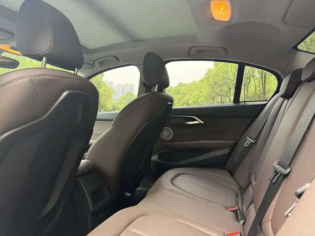 BMW 1 Series 2022