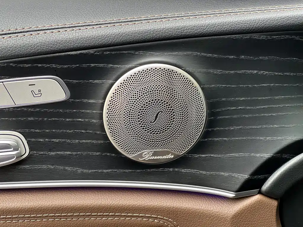 Mercedes-Benz E-Class 2023 — фото 9