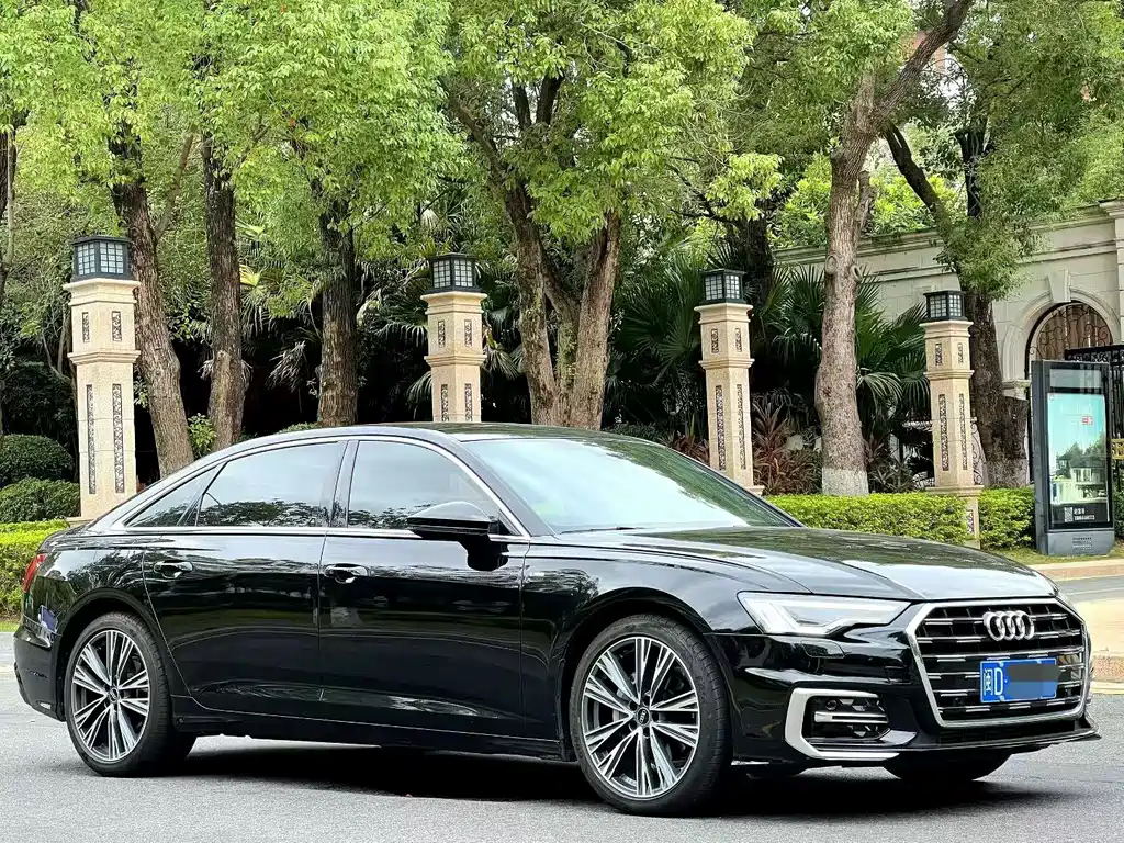 Audi A6L 2023