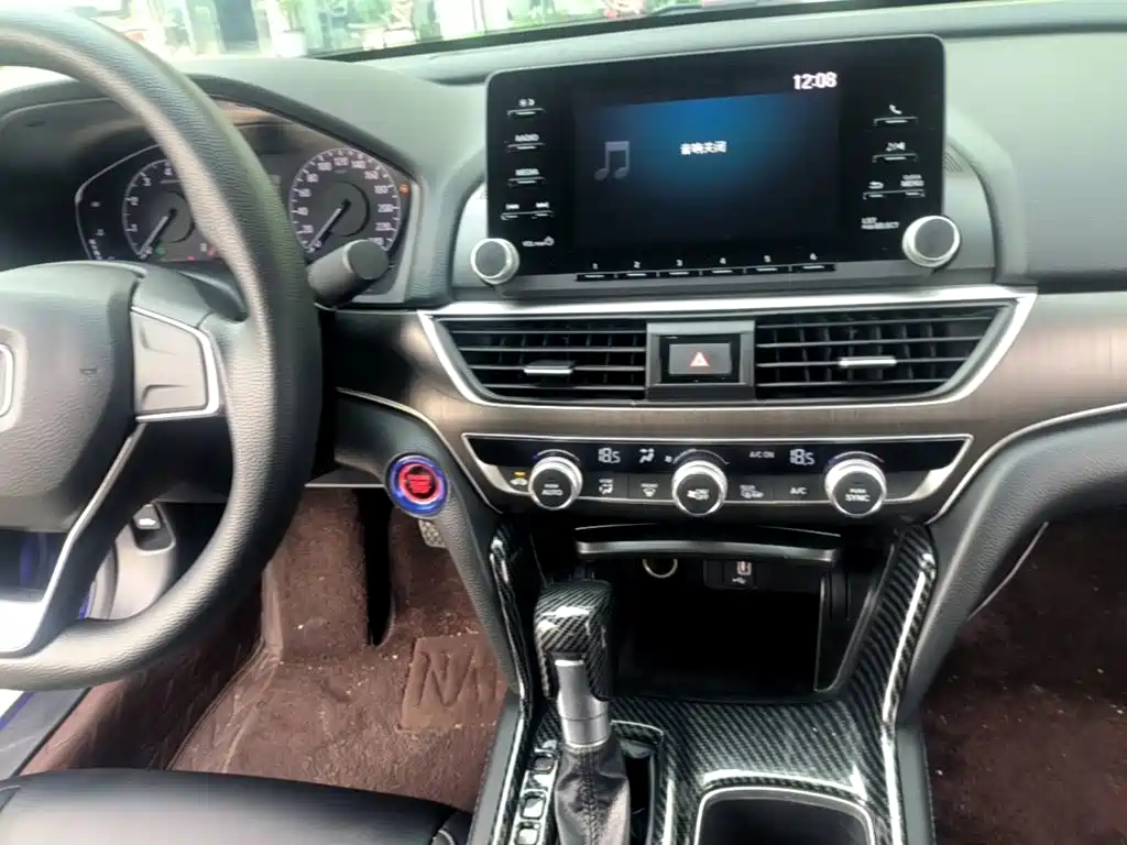 Honda Accord 2019 — фото 13