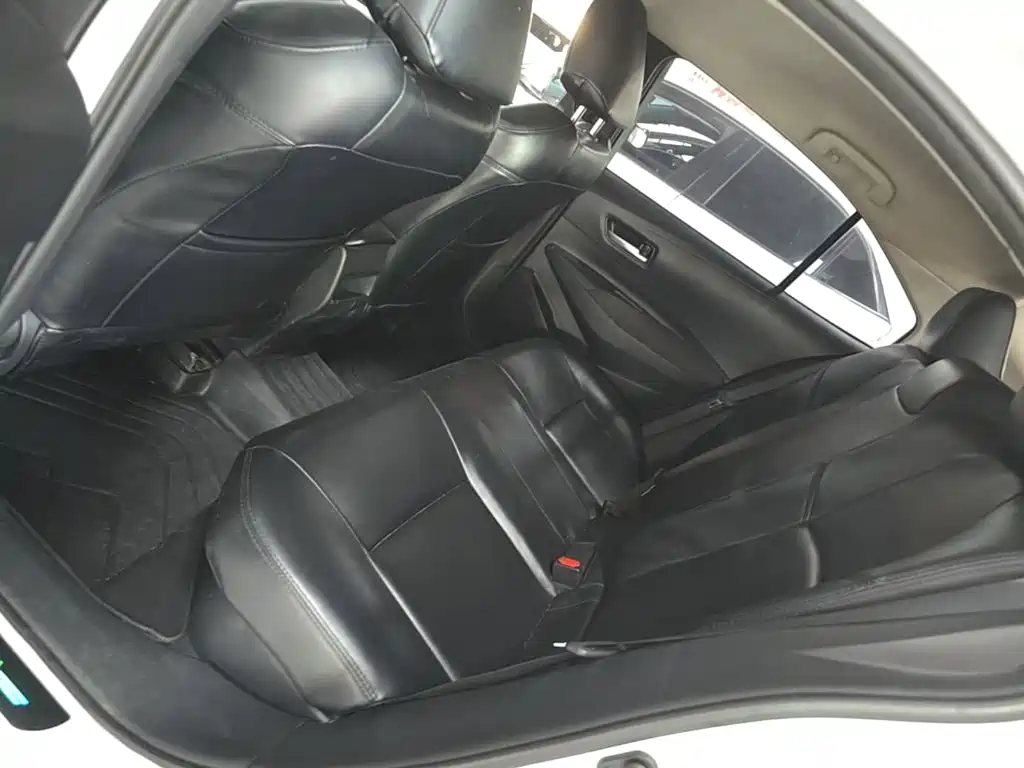Toyota Corolla 2023 — фото 17