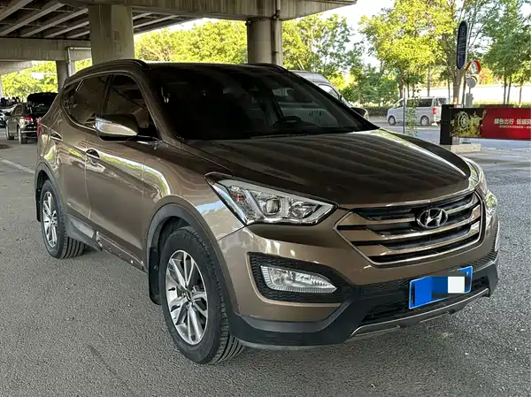 Hyundai Santa Fe 2013
