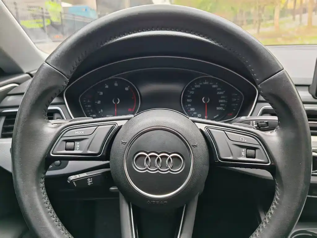 Audi A5 2017 — фото 9