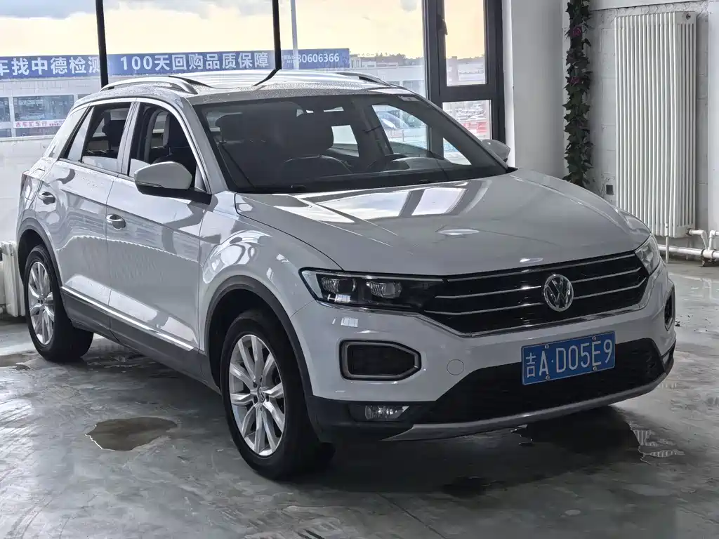 Volkswagen T-Roc 2018 — фото 3