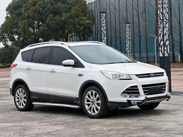 Ford Kuga 2015