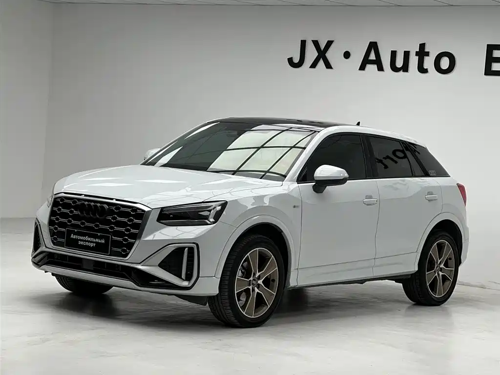 Audi Q2L 2021