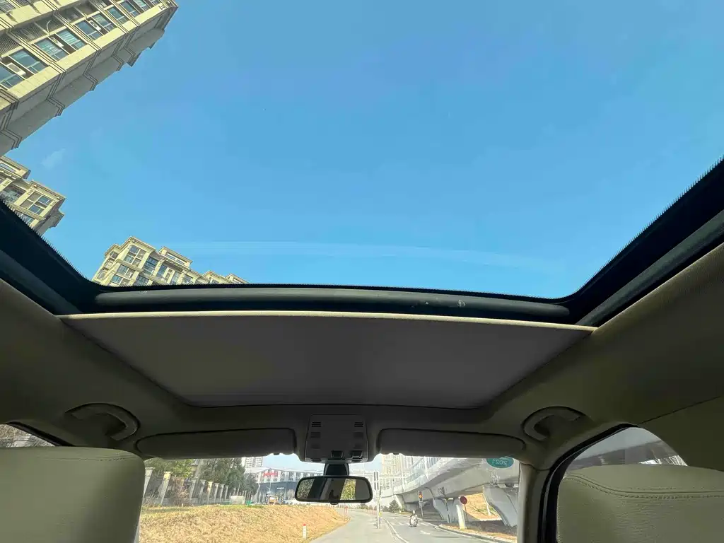 BMW X1 2013 — фото 15