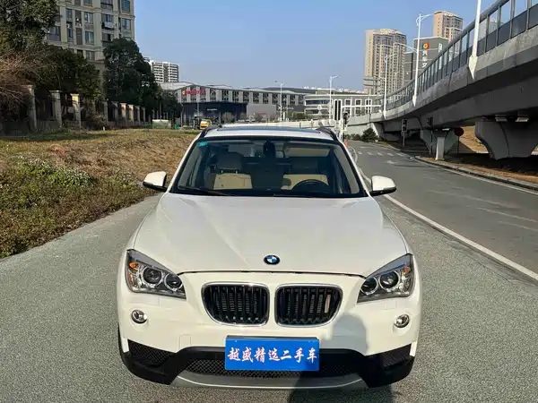 BMW X1 2012