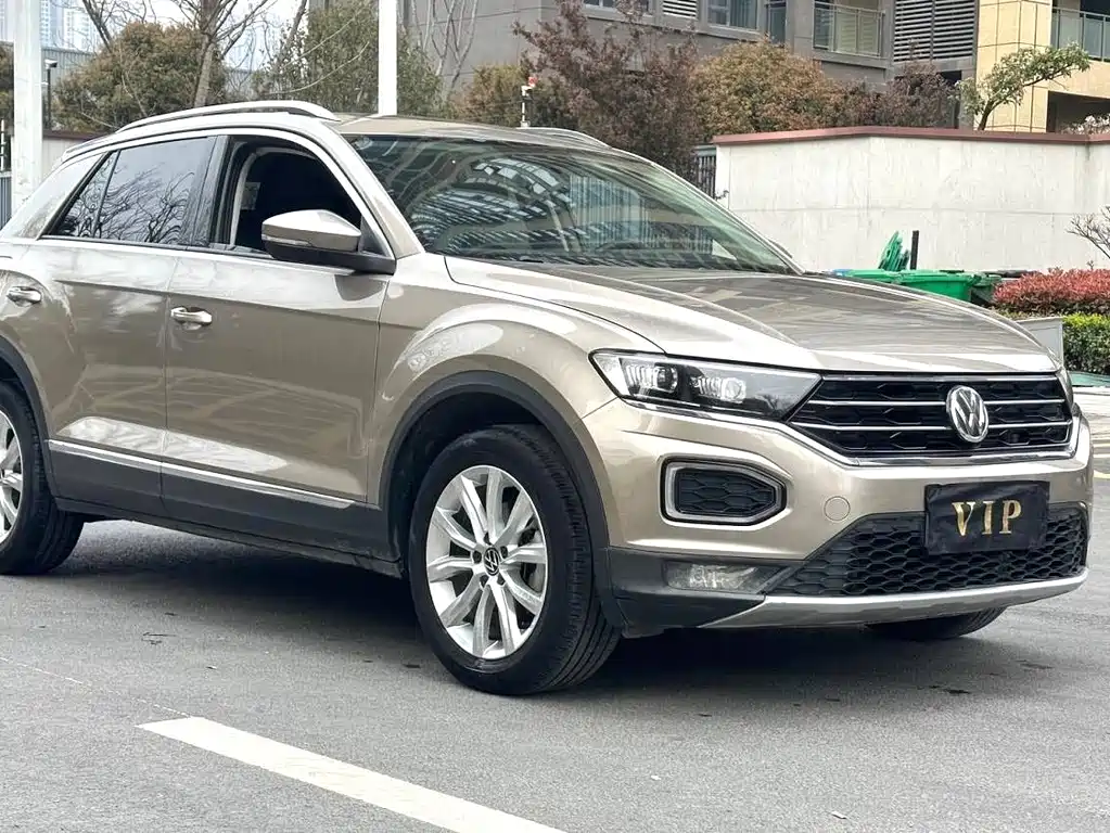 Volkswagen T-Roc 2021 — фото 3