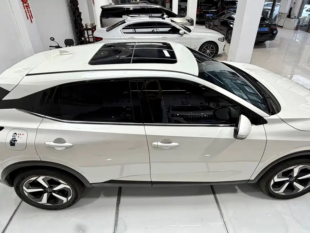 Nissan Qashqai 2023 — фото 8