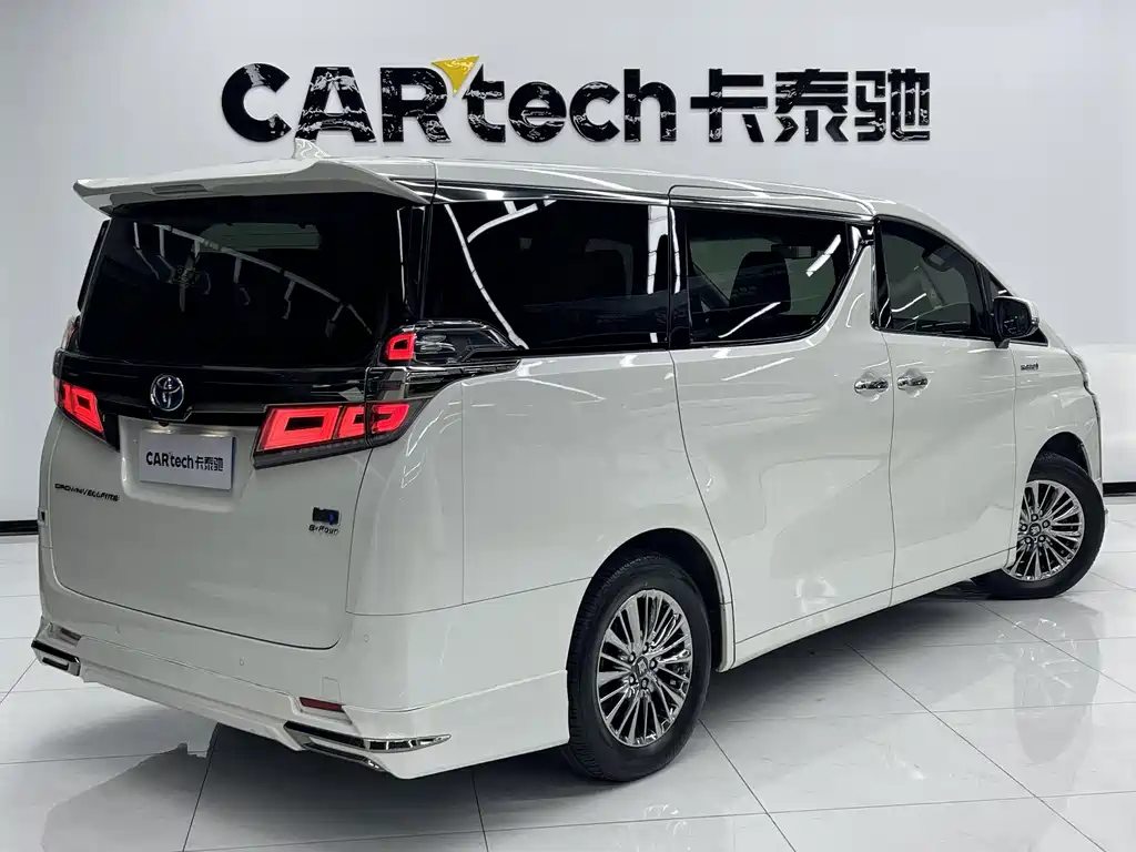 Toyota Vellfire 2022 — фото 28