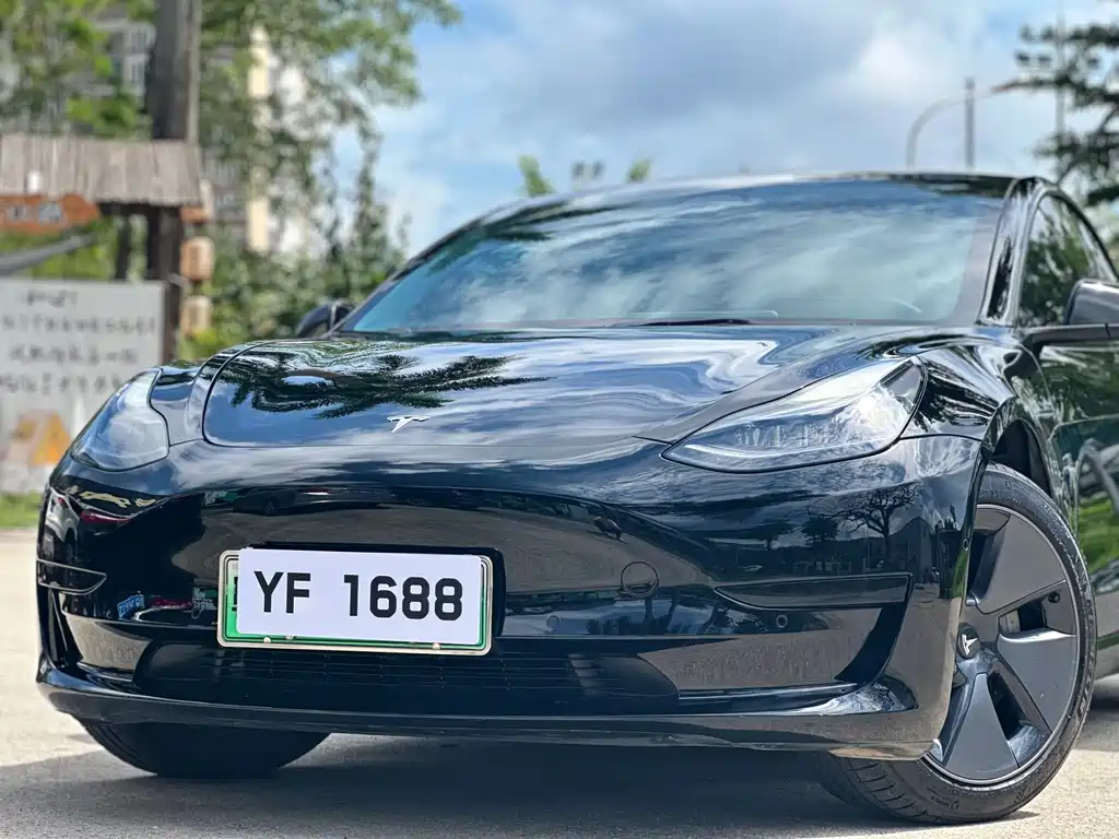 Tesla Model 3 2022 — фото 16